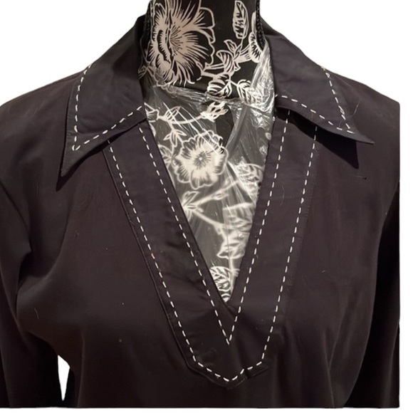 INC International Concepts size XL black v-neck long sleeve with cuffs like new - Picture 2 of 12